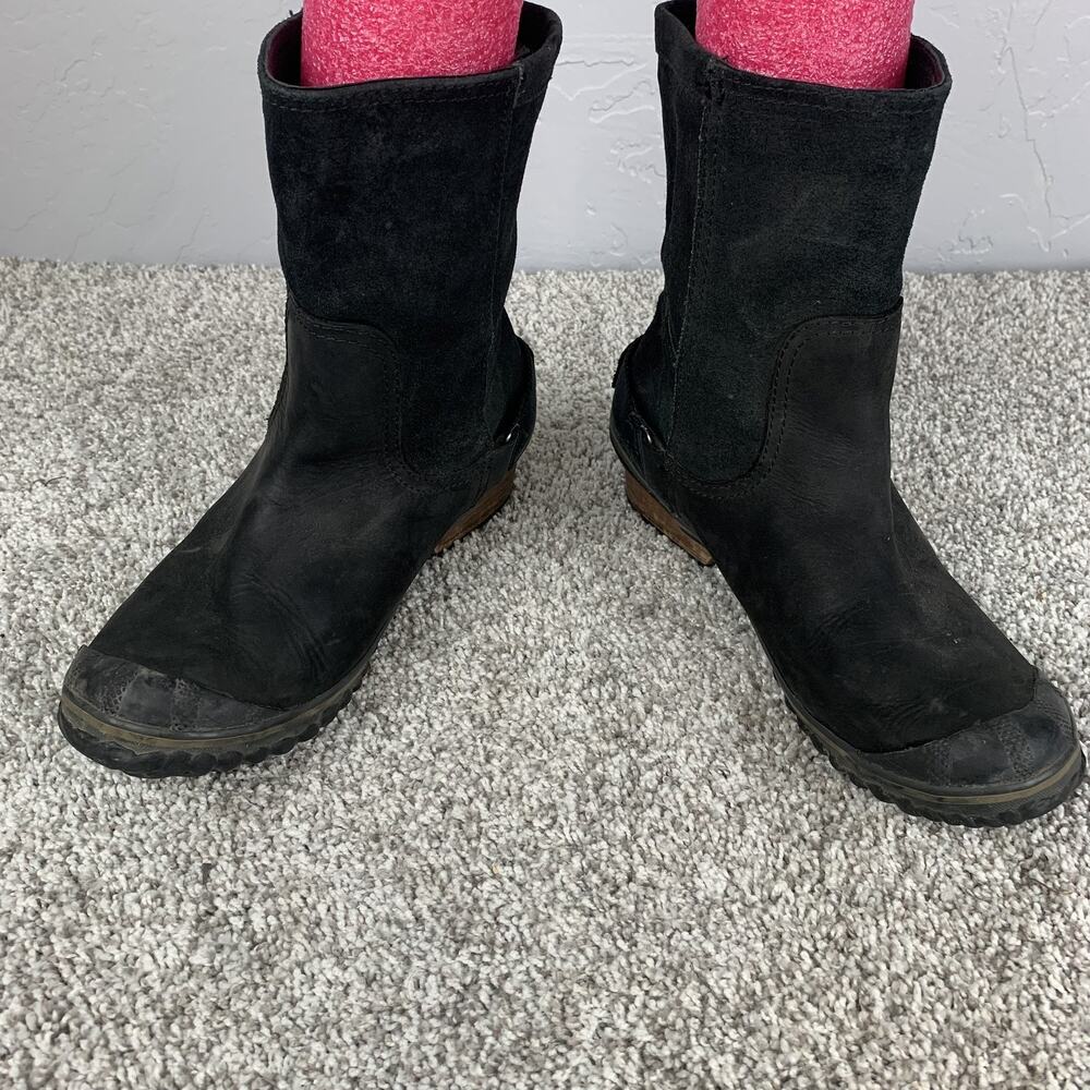 Sorel Boots Womens Size 9.5 Black Leather Suede Pull On Waterproof NL2107-010